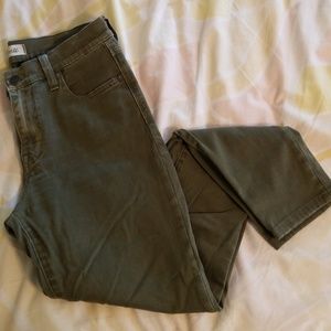 Madewell 9" High Riser Skinny Skinny in olive